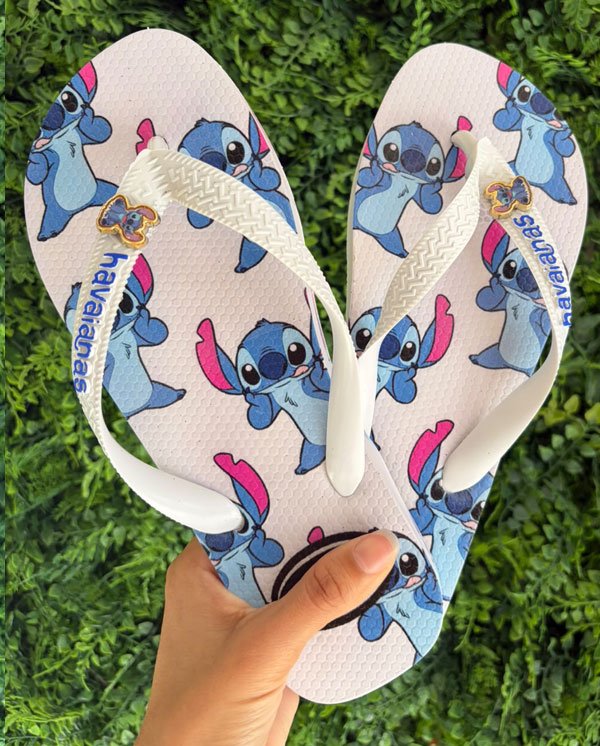 havaianas decorada Stitchs